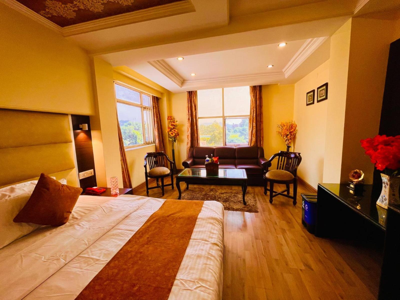 The Rio Lodge, Haridwār Exteriér fotografie